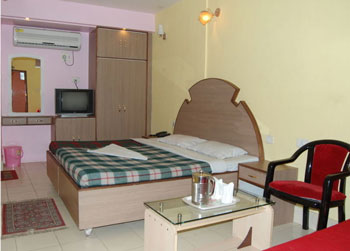 Hotel J K International